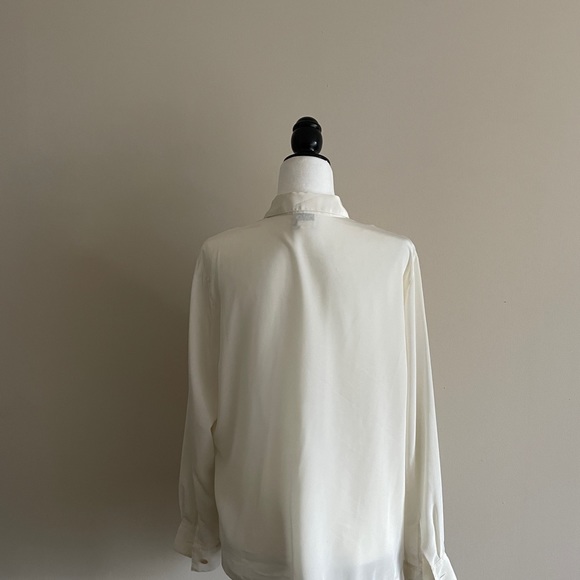 Unique Vintage Blouse - Picture 5 of 5